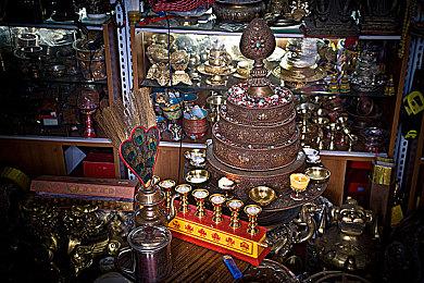 国产4人联机肉鸽游戏《无尽爱丽丝》现已在Steam平台提供试玩Demo